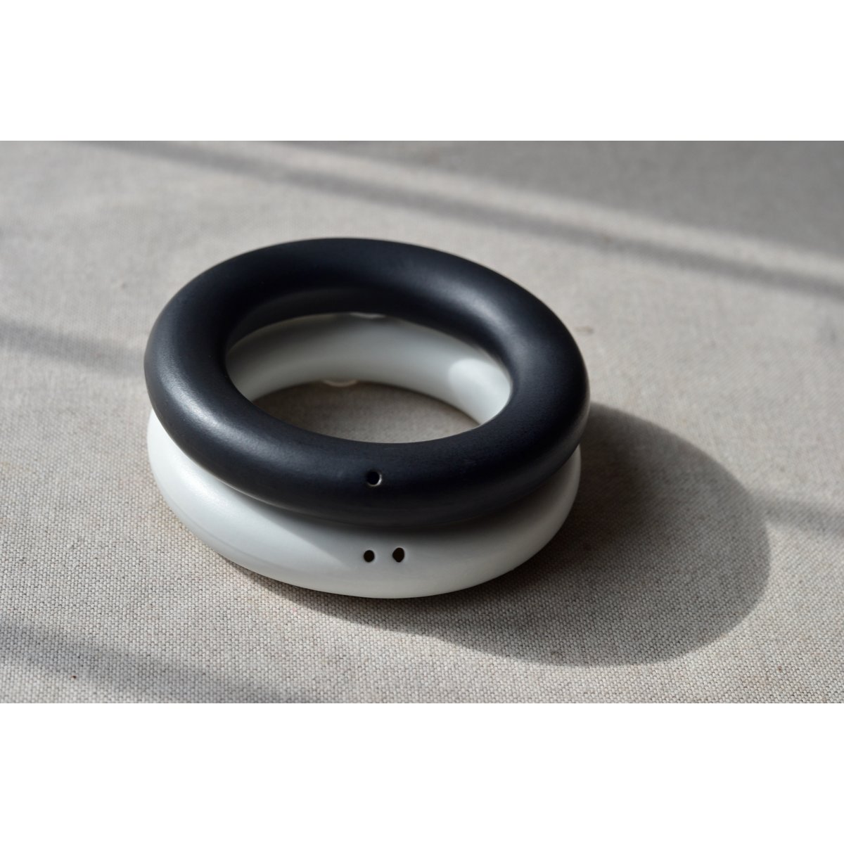 Rings Salt + Pepper Copy