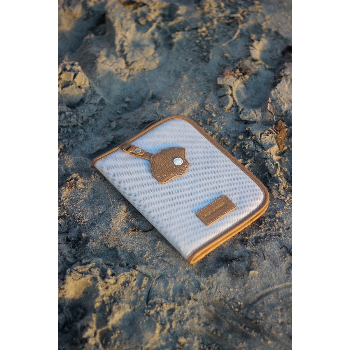Premium Document Holder Camel