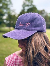 LEY! "Love it" Cap in Lila Copy
