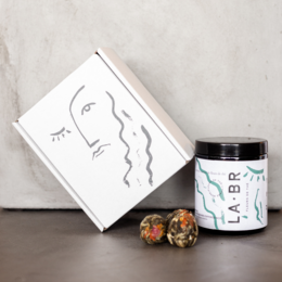 Flowerbomb Experience, Mix