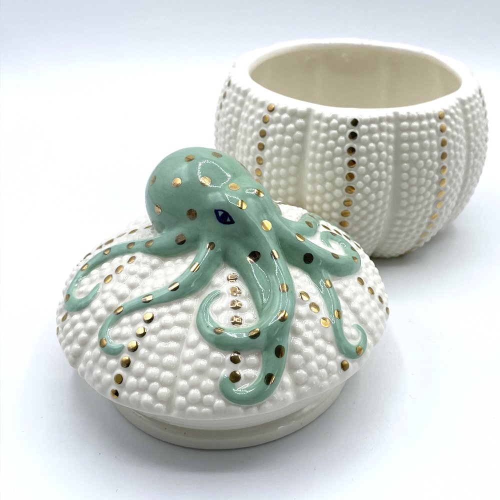 Coral Octopus Pot