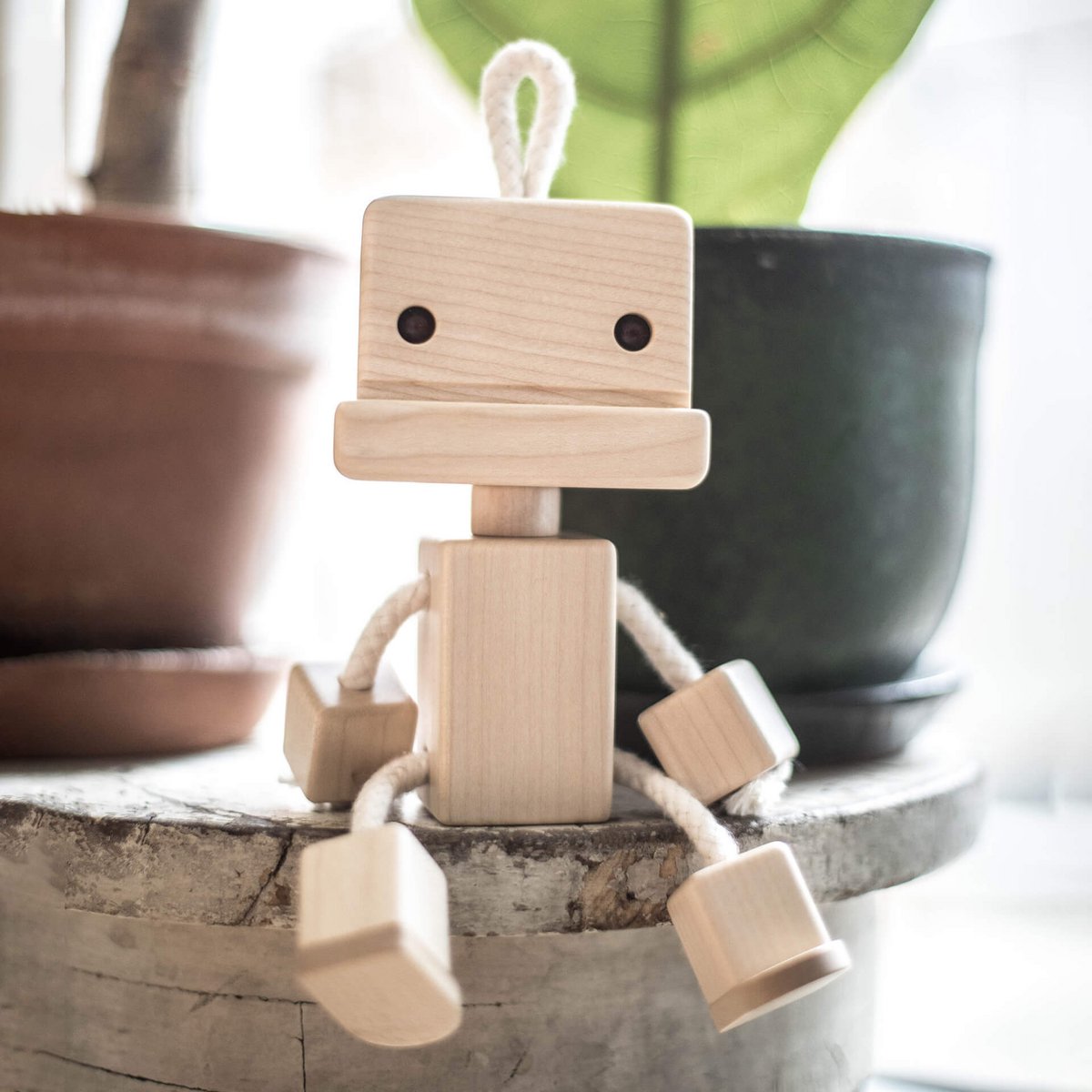 Roro le jouet robot en bois