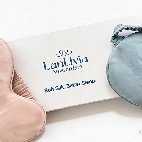 22 Momme Mulberry Silk Sleep Mask – Gift Box Included
