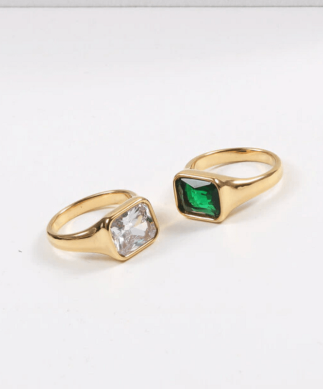 Andrei - Women’s Diamond Signet Ring