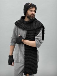 Warm, knitted beanie in a variety of colors including pink, black, blue, grey, and cream. Made of soft, high-quality wool material with a cozy, textured design.
