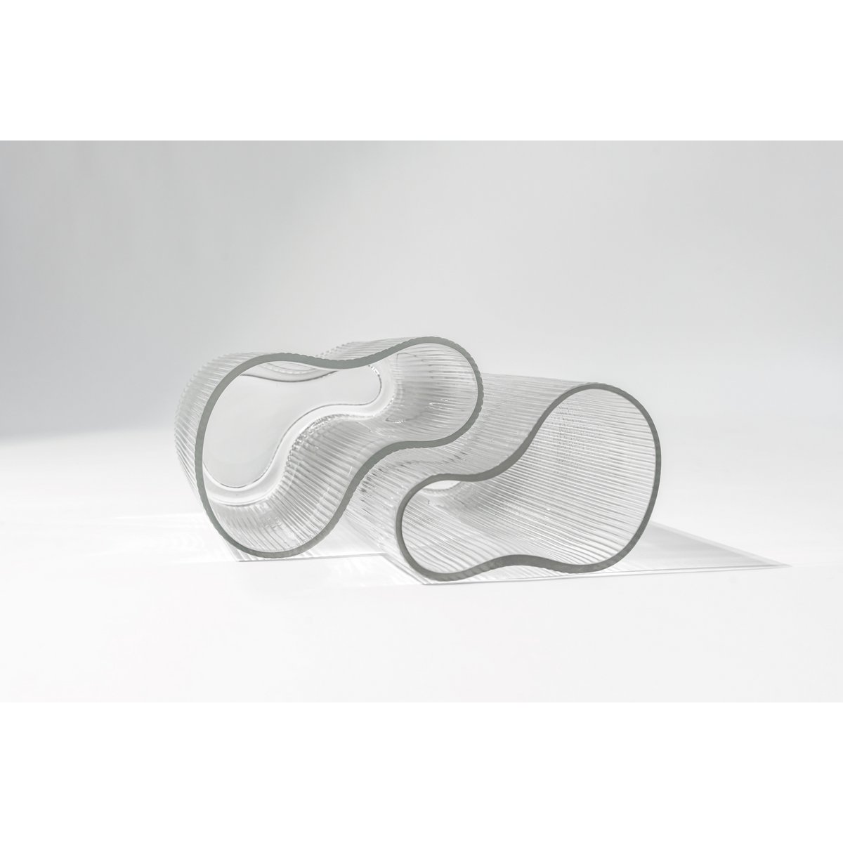 MIST SERIES SHORT CLEAR VASE