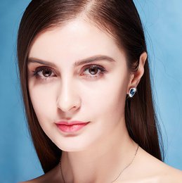 Blue Hearts stud earrings