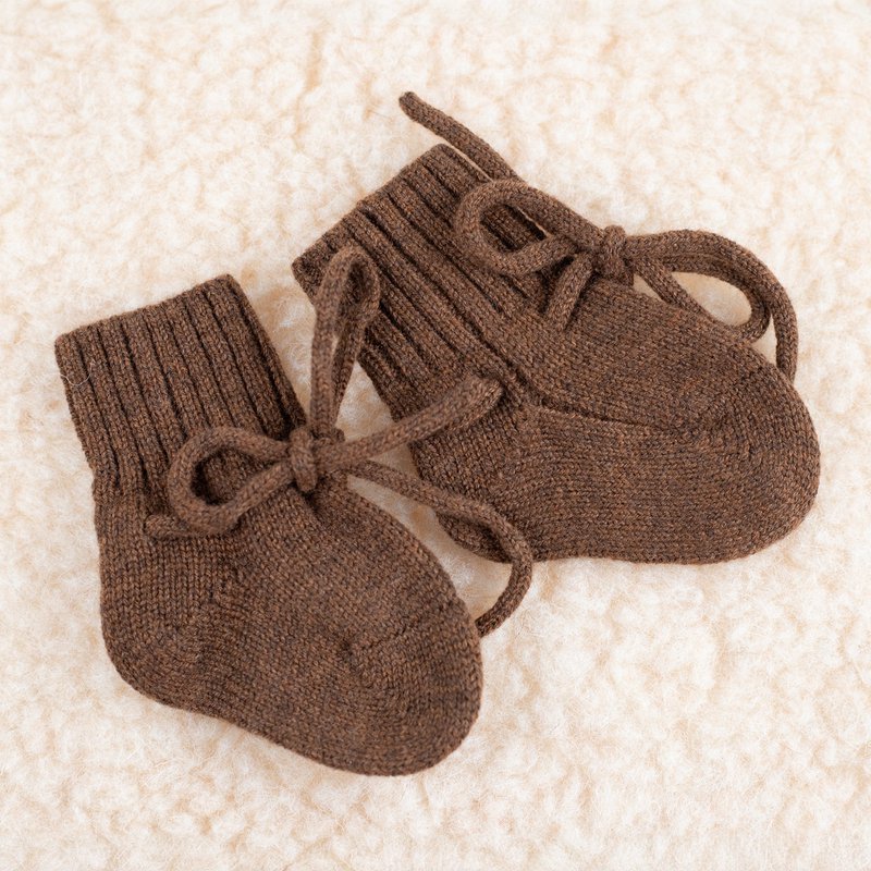 Wollsocken für Babys / Neugeborenensocken – Merinowolle – Braun