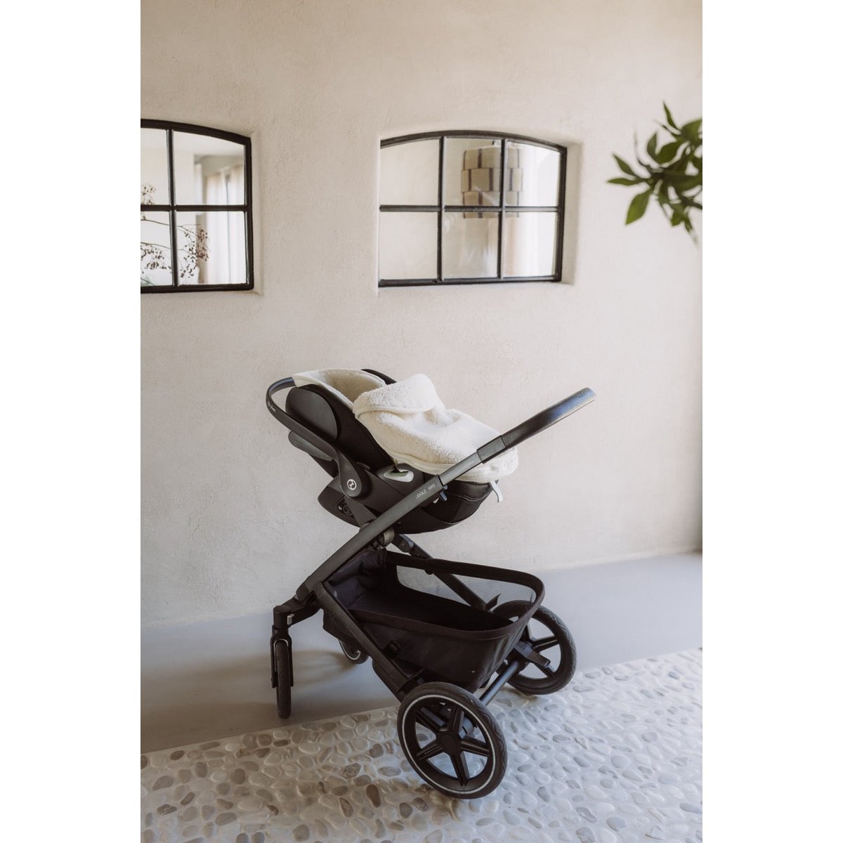 Baby footmuff for car seat or maxi-cosi - Merino wool