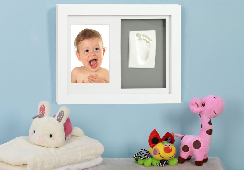 Adora Horizontal Frame – Photo & Baby Hand/Footprint, Medium