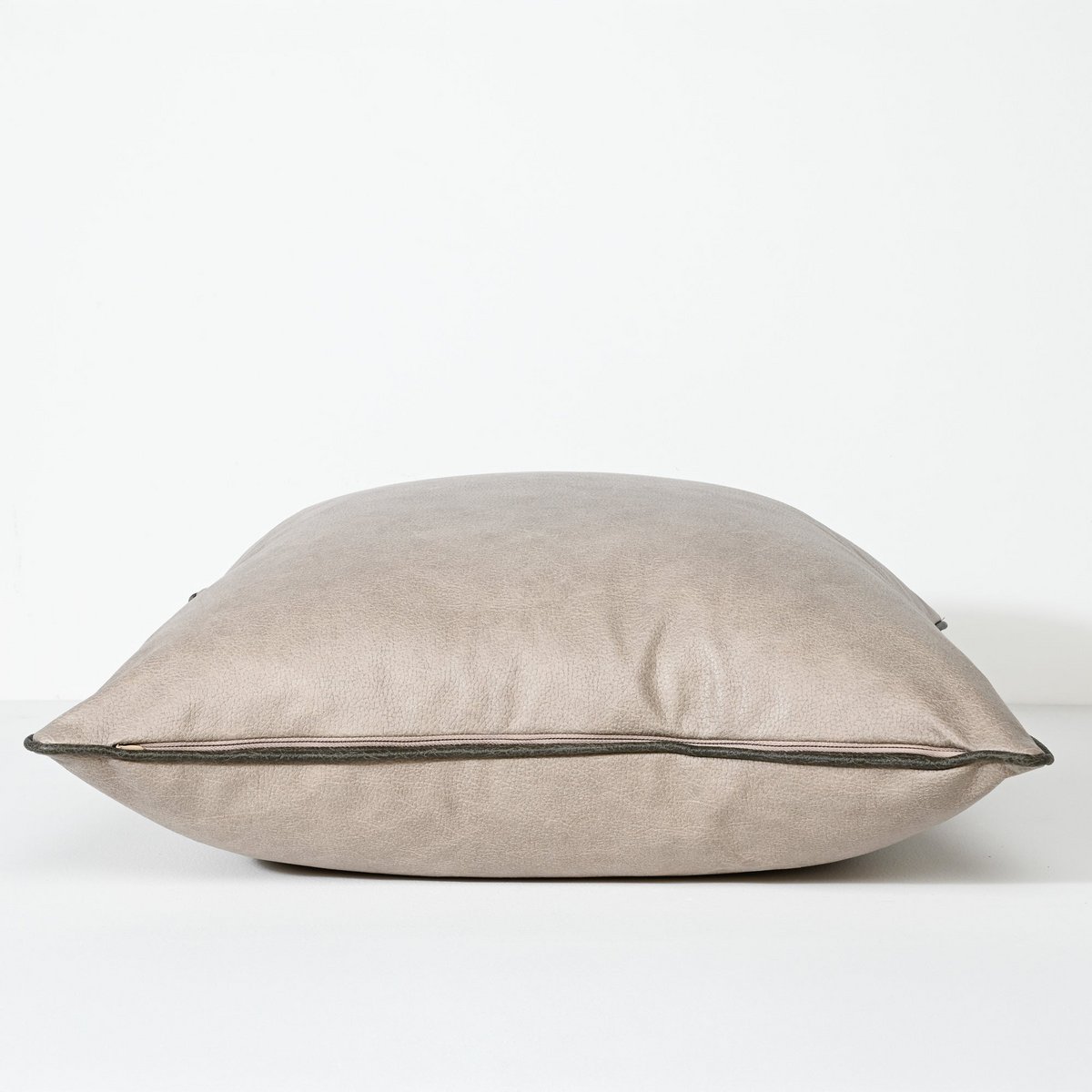 Art Leather Taupe - Vinyl Cushion - 55 X 55