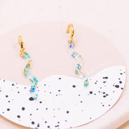 Oorbellen glitter oorringen acryl 18k vergulde glitter slang - lichtgewicht oorknopjes geometrische vorm