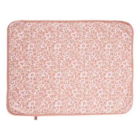 Changing mat | roar