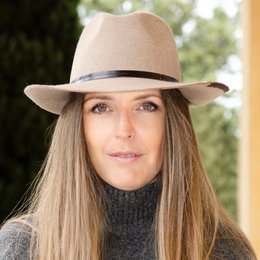 FELT HAT - leather and knit bond, unsewn edge