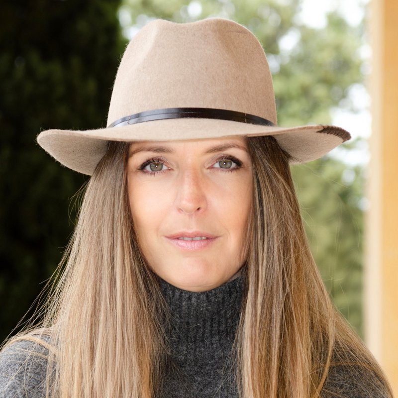 FELT HAT - leather and knit bond, unsewn edge