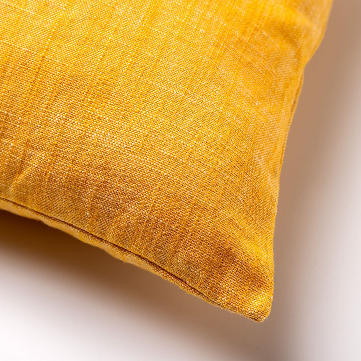 Dutch Decor NATURA - Cushion 100% cotton 45x45 cm Golden Glow - yellow