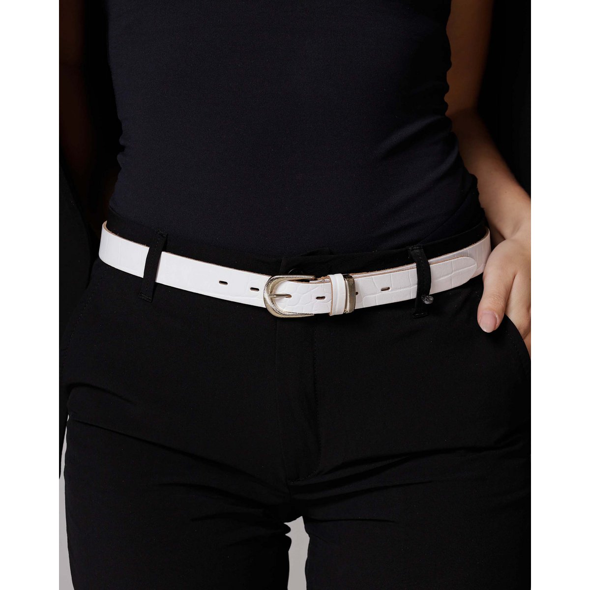 SOL | Croc-Effect Leather Belt with Elegant Gold Buckle