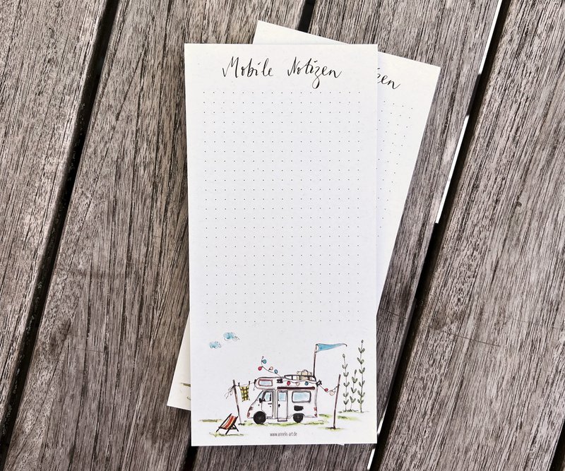 Blocco di scrittura realizzato in carta riciclata | Camper in una vacanza in campeggio | Formato DIN (lungo) | 99 x 210 mm | Punteggiato