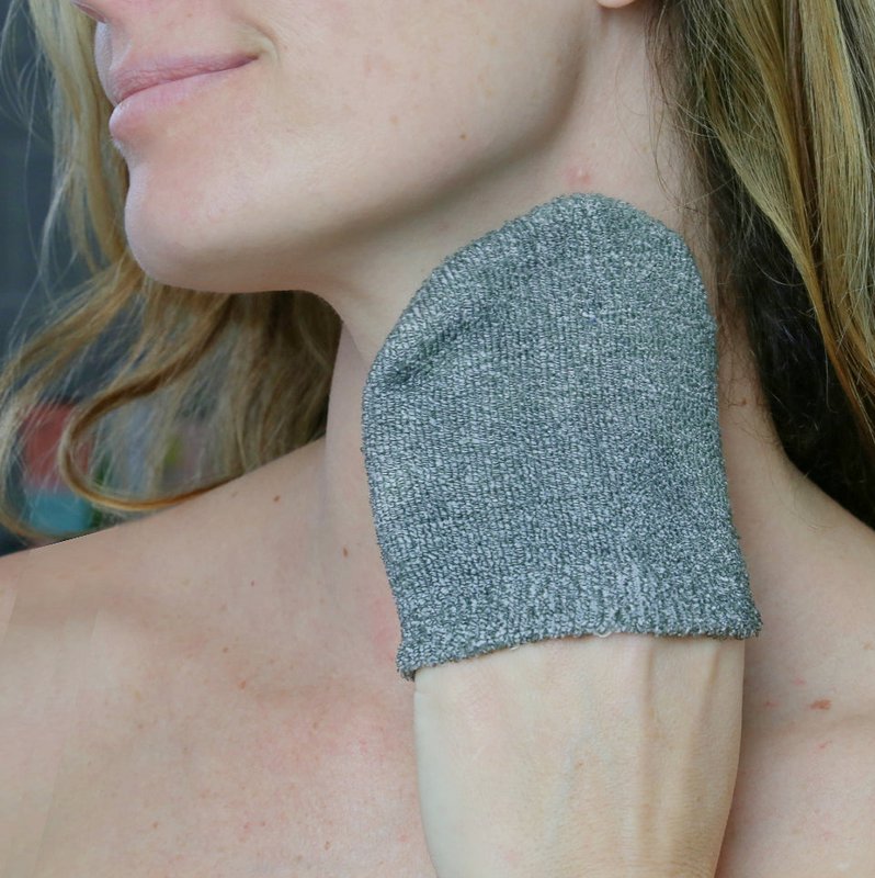 Makeup Remover Glove | Alternative to Cotton Pads