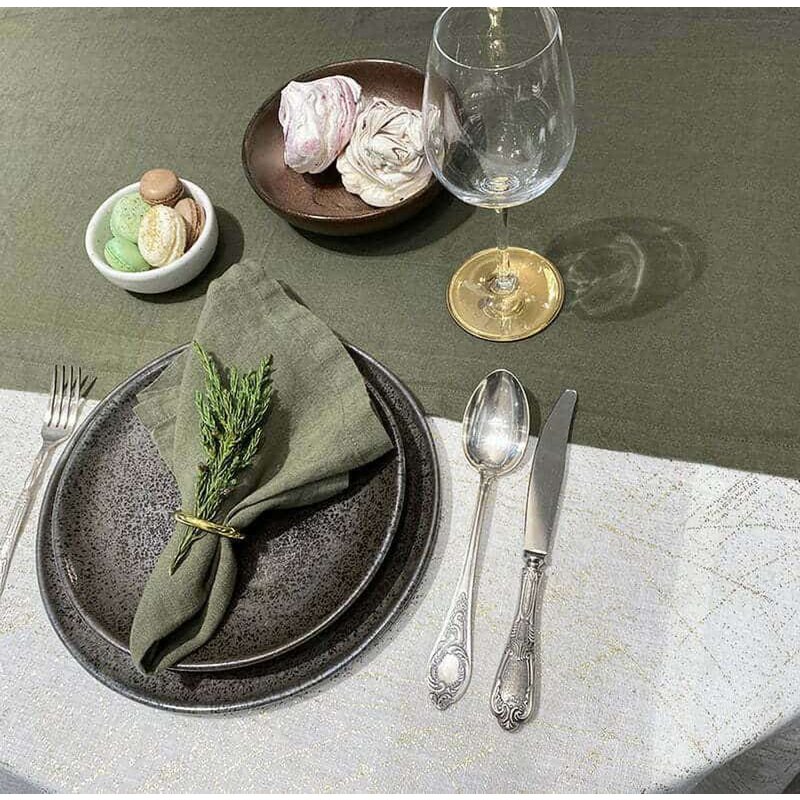 Linen table runner Moss