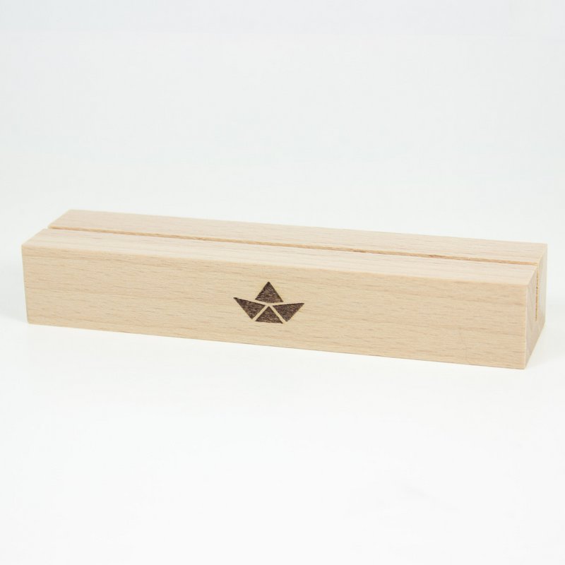 Portatarjetas barcos de papel hechos de madera de haya sostenible - tarjetero con grabado de barco - accesorio marítimo para el hogar