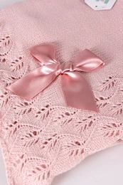Couverture en tricot pointelle pour bébé avec nœud, rose