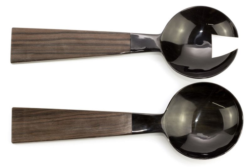 Grands couverts en corne noire avec manche triangulaire en bois