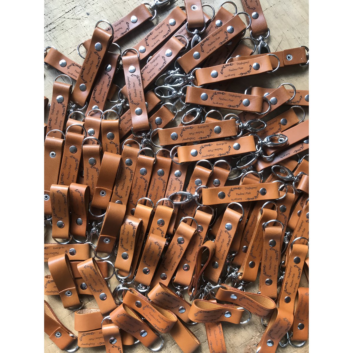 Custom trigger snap leather key fobs with your logo engraved