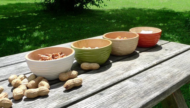 Holzschale - Obstschale - Salatschale - Modell  Carved - natur -  verschiedene Größen