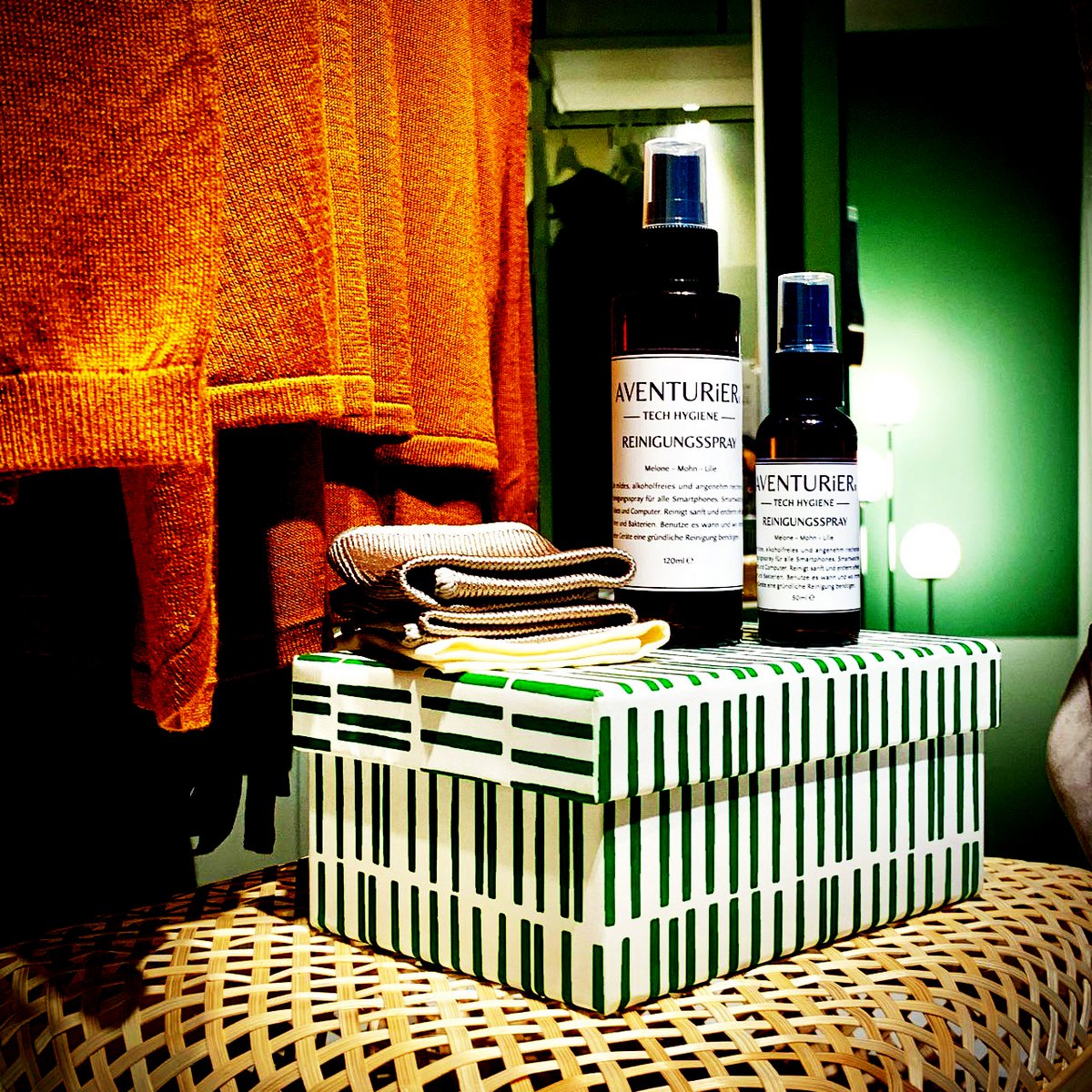 AVENTURiER rengøringsspray duo "melon" 120ml + 50ml med 2x mikrofiberklude og opbevaringspose