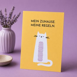 Lustige Postkarte mit Spruch „Mein Zuhause. Meine Regeln.“