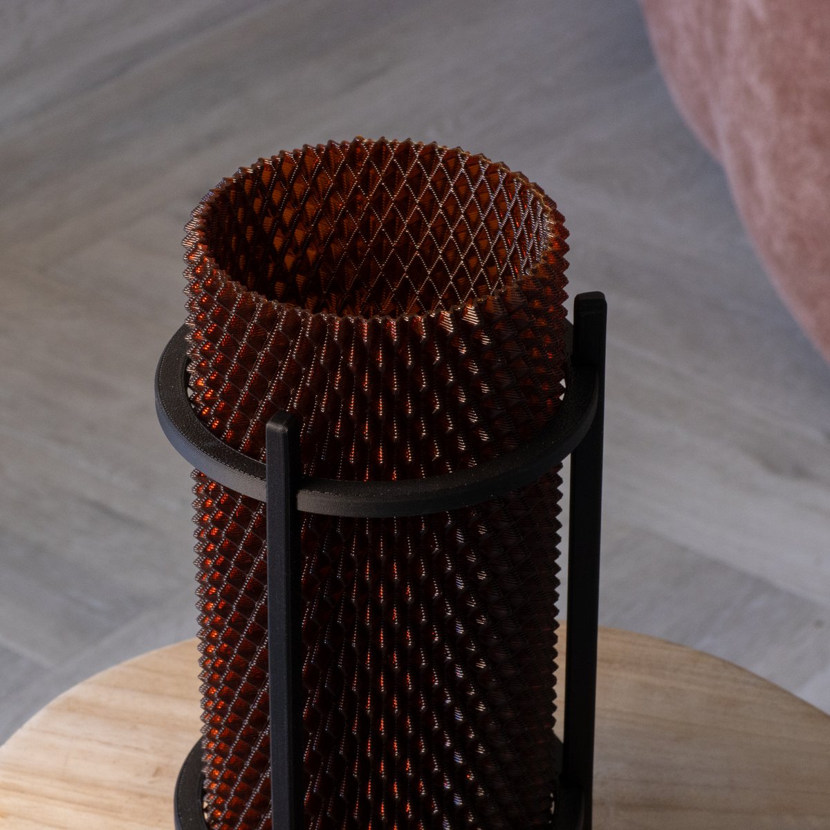 Amberkleurige PRISM-lamp – moderne geometrische lampenkap, gerecycled PETG, sfeerverlichting, E14