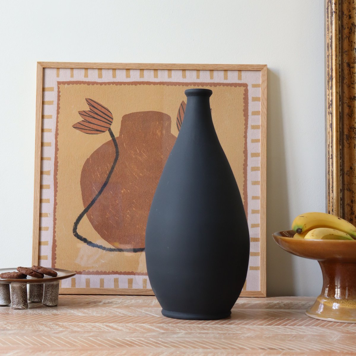 The Tamuda Vase - Matt Black