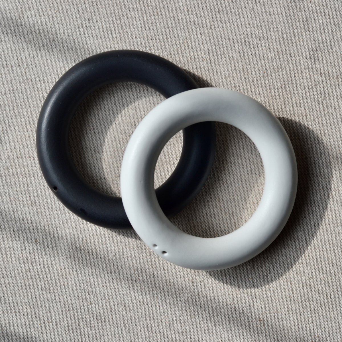 Rings Salt + Pepper Copy