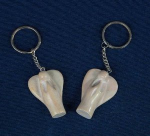 106 Sleutelhanger engel naturel - speksteen