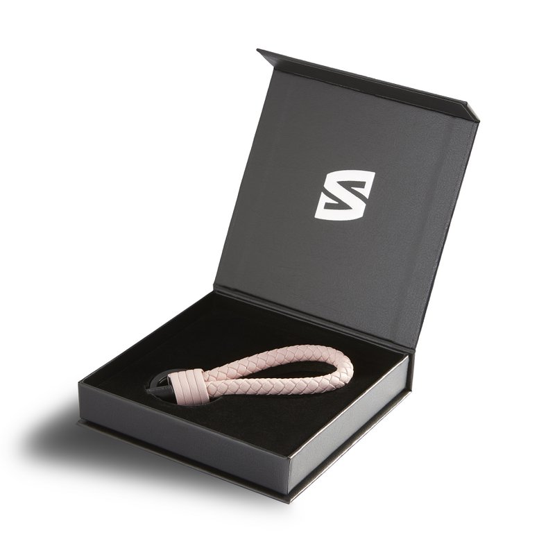 Keychain "Strong"