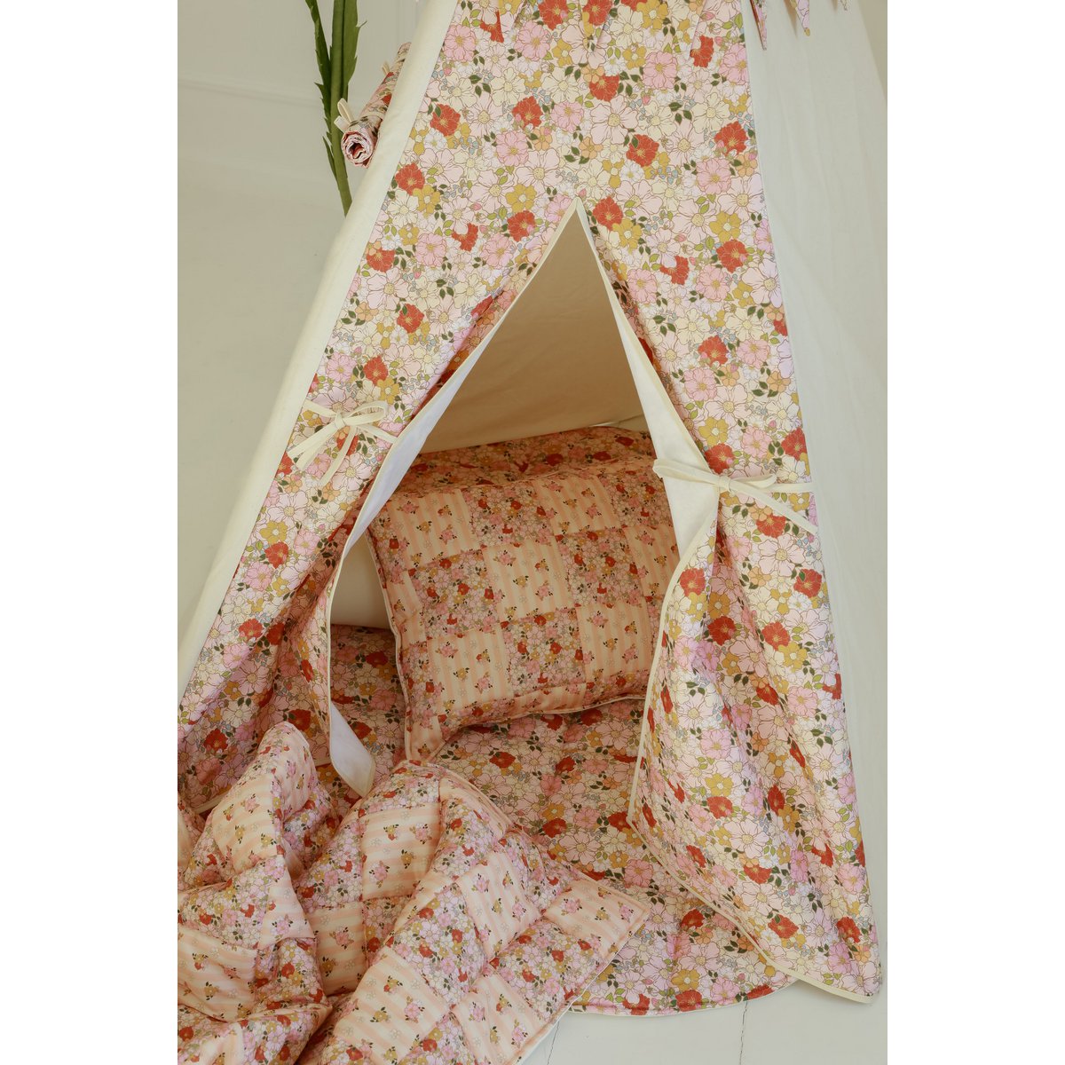 Baumwoll-Tipi-Zelt für Mädchen mit Blumendruck „Frühlingsgarten“