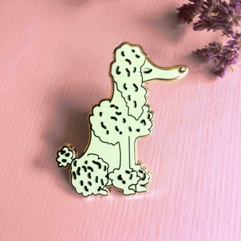 Pin caniche, esmalte duro, tema perro