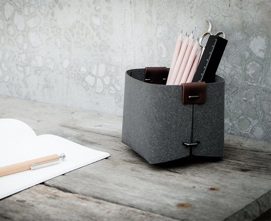 Recycled leather office tray