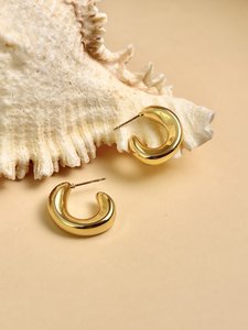 Thick golden thick in minimalist chic stainless steel
