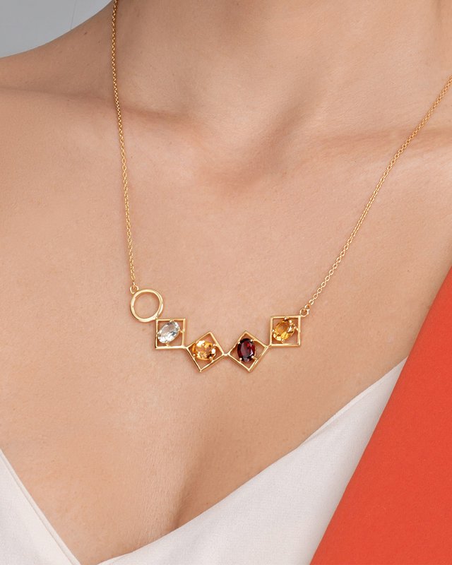 Charming Necklace Gold