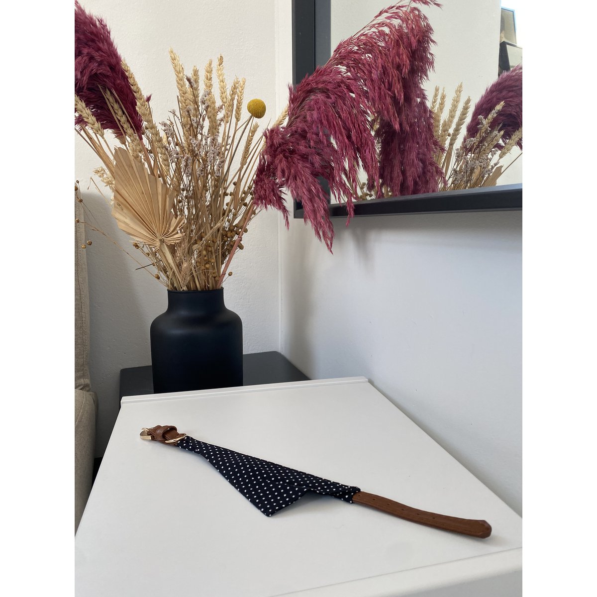 ByTiekeman – Katzenhalsband – Schwarz – 20–30 cm – Punktmuster