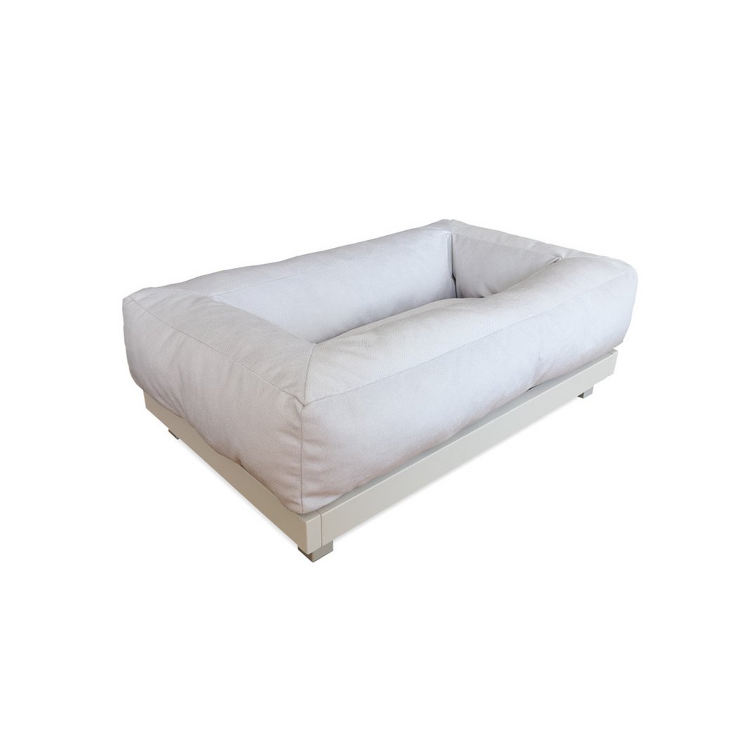 TUOPA – a lifted cat bed