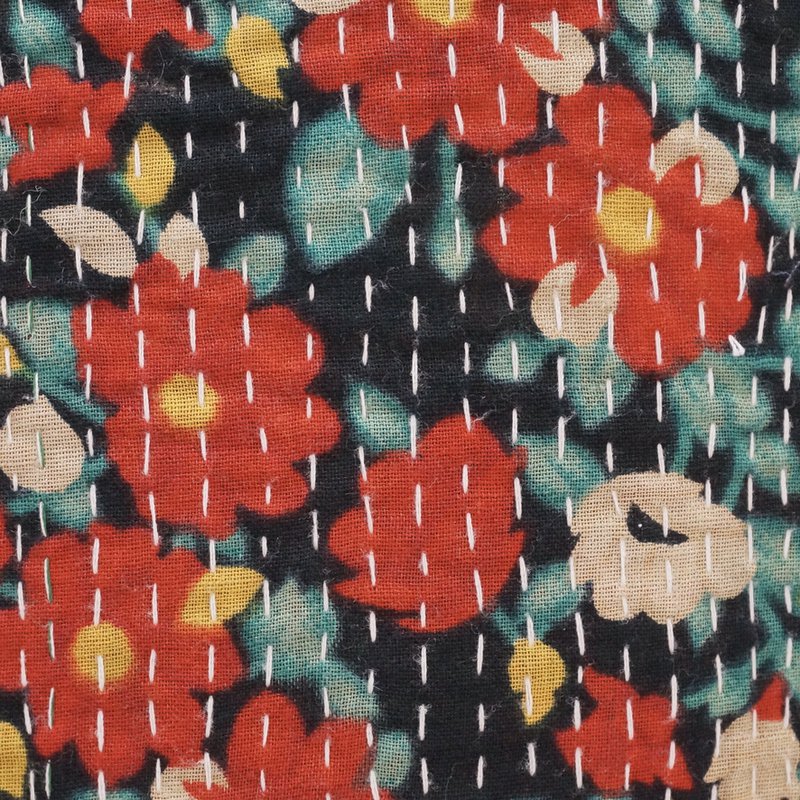 Cojín rectangular en Kantha N°12