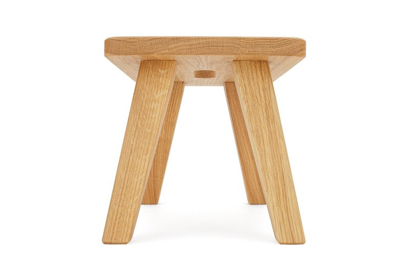 Robust Holzschemel aus Eichenholz »Emil« i varmere Honigoptik