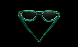 Walton & Mortimer nr. 21 “Enkeproducenten” Poison Green Limited Edition solbriller