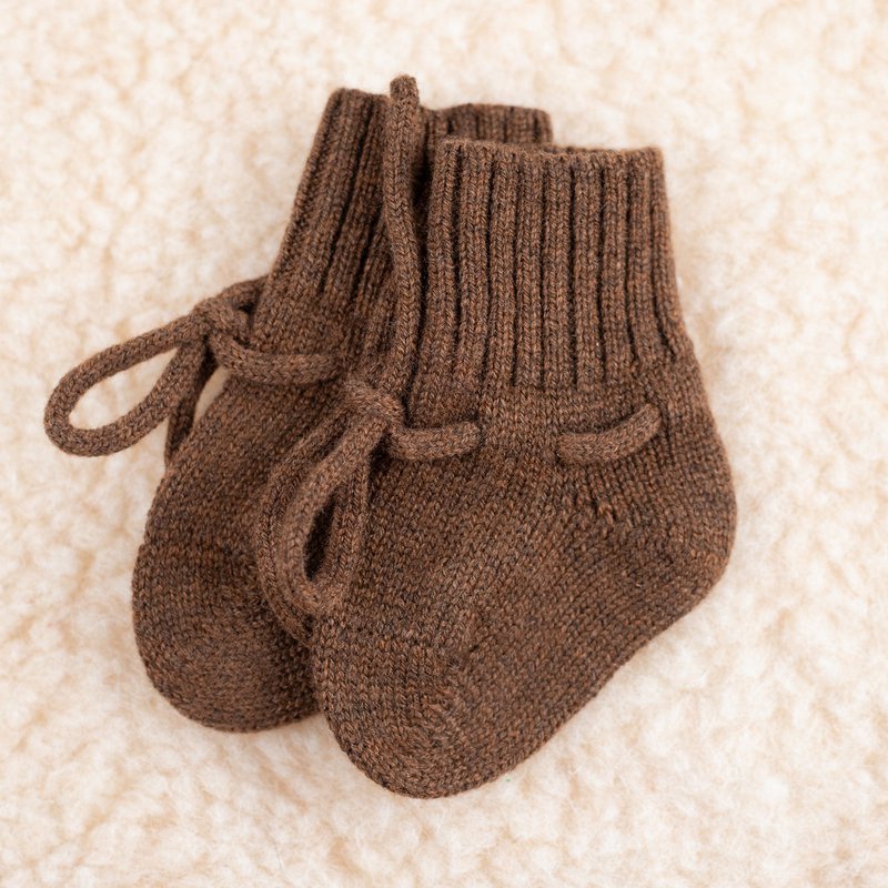 Wollsocken für Babys / Neugeborenensocken – Merinowolle – Braun