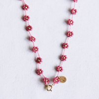 Daisy flower necklace - cerise