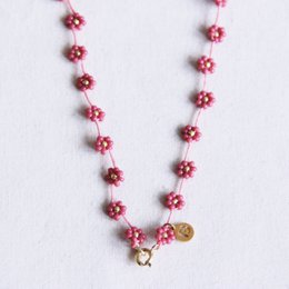 Collana con fiori margherita - ciliegia