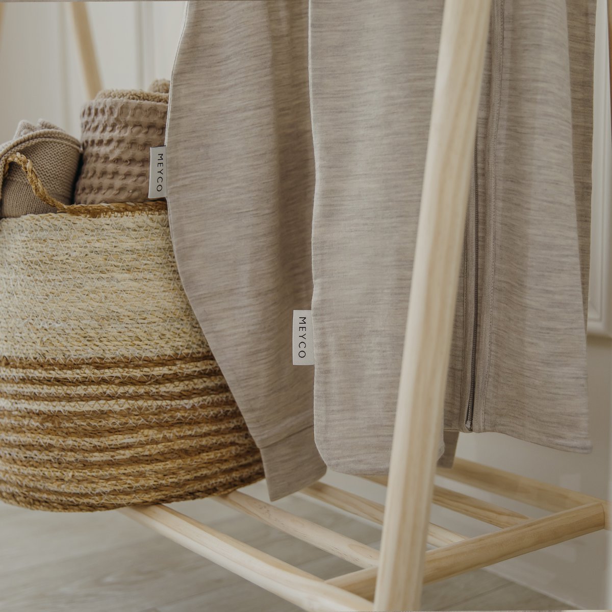 Studio-Schlafsack mit festen Ärmeln aus Merinowolle Sand Melange